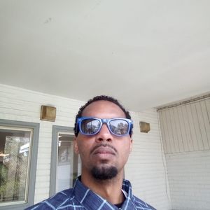 Meet your Posher, Adam